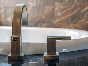 Bathroom-Remodel-Tub-Faucet