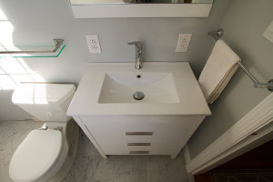 Modern-White-Bathroom-Vanity-Sink