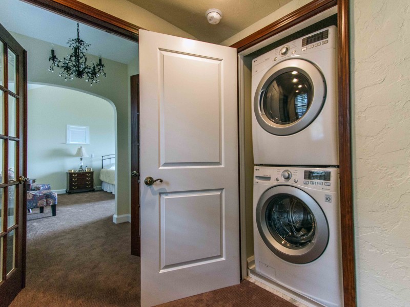 Closet-Washer-Dryer-Laundry-Room
